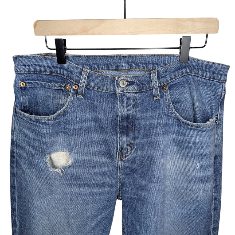 Levi’s 514 Straight Fit Jeans Mens 36x32 Blue Medium Wash Distressed Denim - Picture 3 of 16
